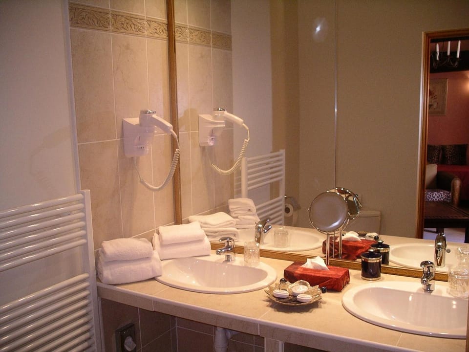 Hair dryer, towels