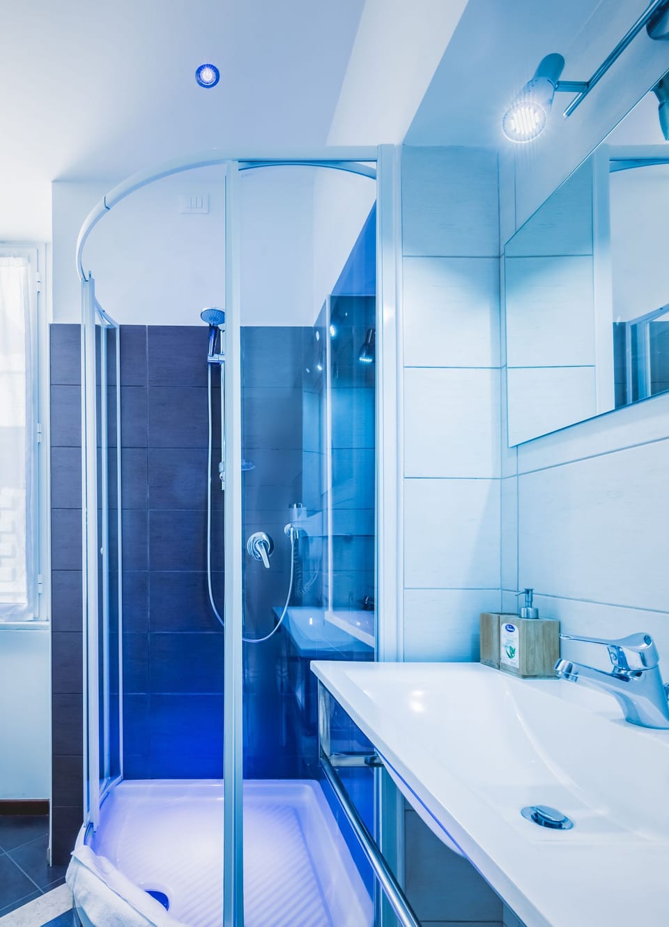 Shower, free toiletries, hair dryer, slippers