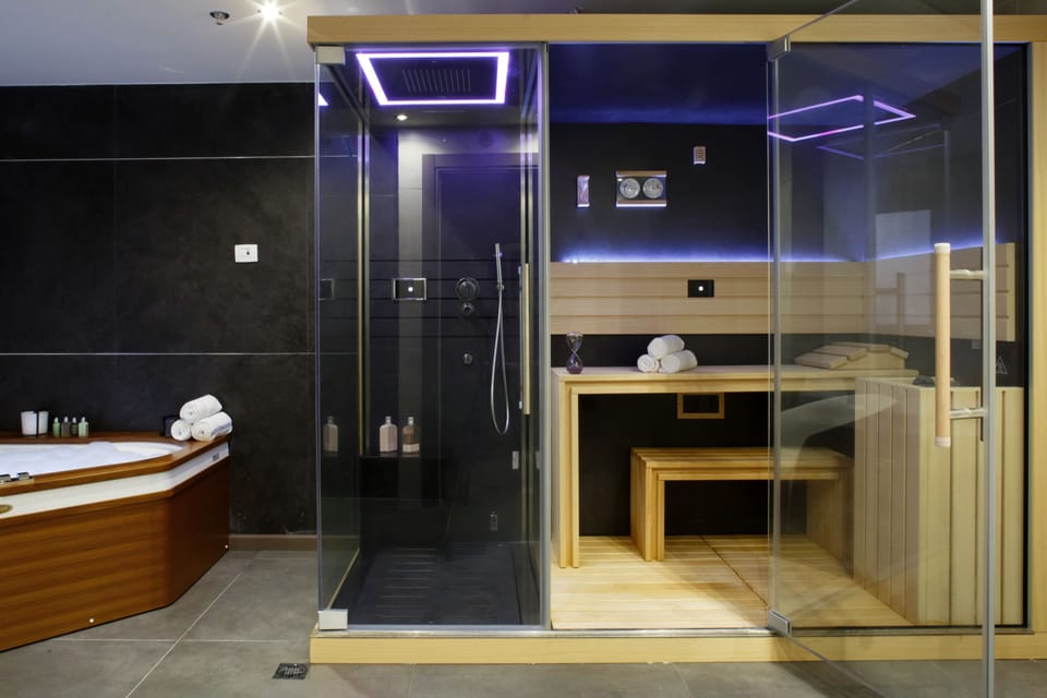 Jetted tub