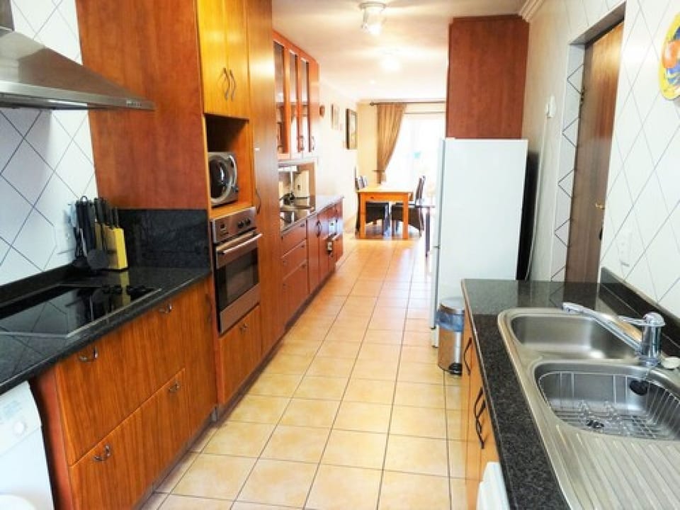 2 Bedroom Apartment | Private kitchen | Fridge, coffee/tea maker, electric kettle