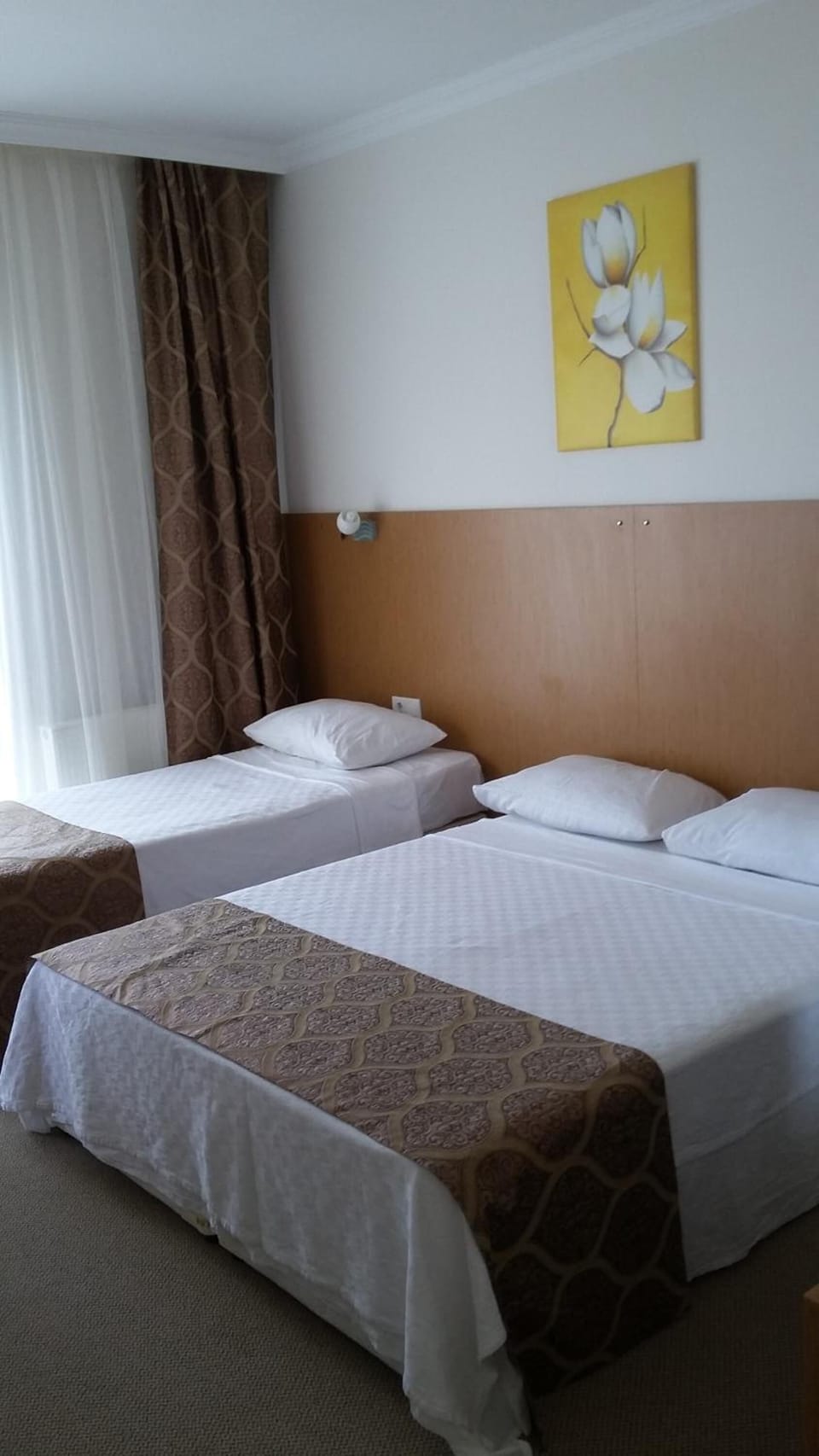 Premium bedding, minibar, desk, rollaway beds (surcharge)
