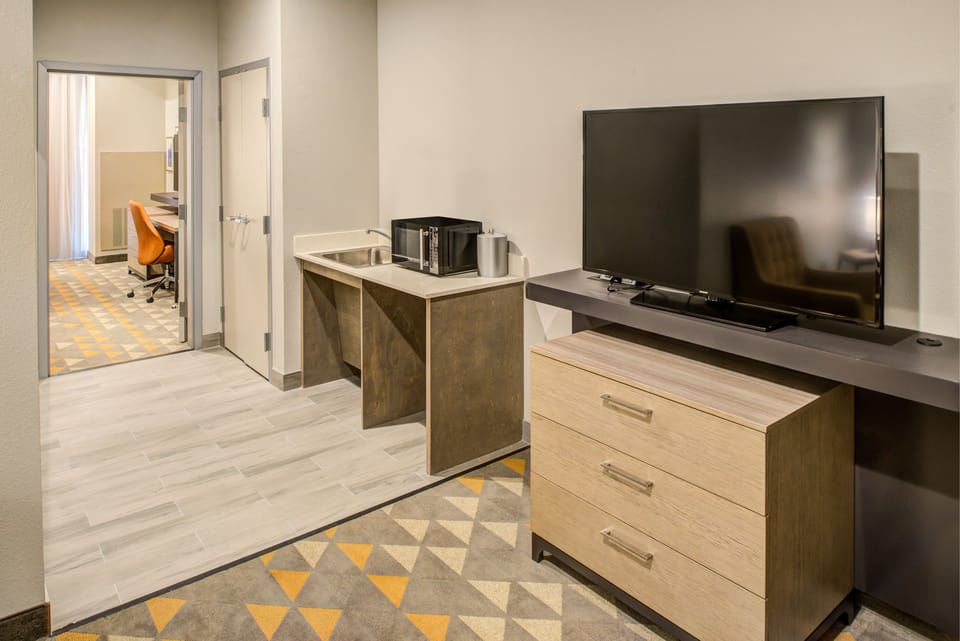 In-room safe, desk, blackout drapes, iron/ironing board
