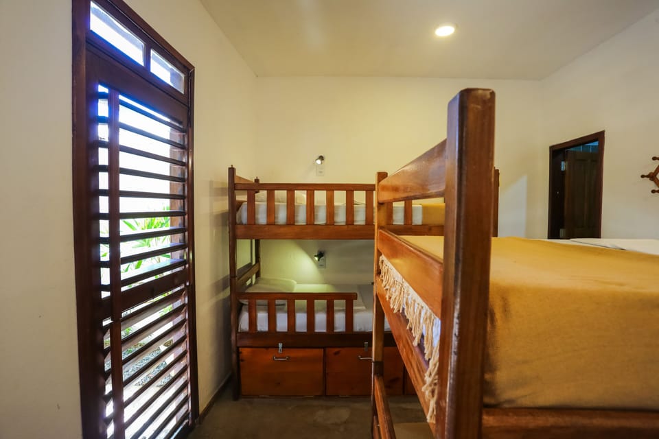 Shared Dormitory, Mixed Dorm (12 beds) | Free WiFi, bed sheets