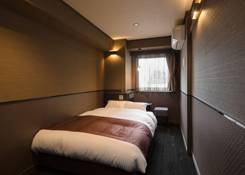 Double Room (With a Bathtub) | Premium bedding, down comforters, desk, free WiFi