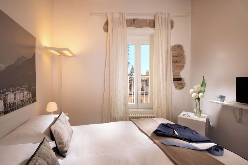 Superior Double Room | Premium bedding, down comforters, Select Comfort beds, minibar