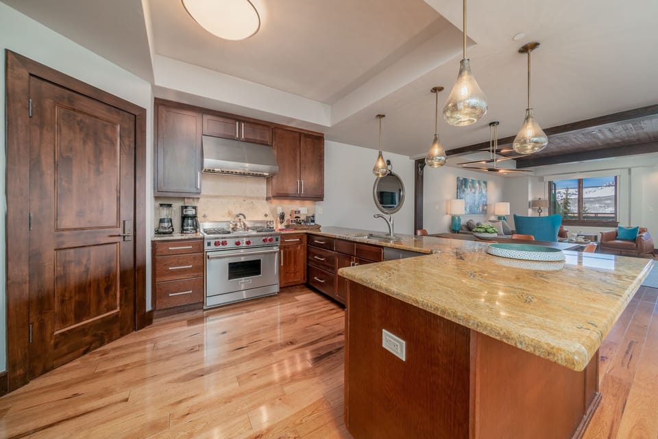 Two Bedroom Suite | Private kitchen | Microwave, coffee/tea maker, cookware/dishes/utensils
