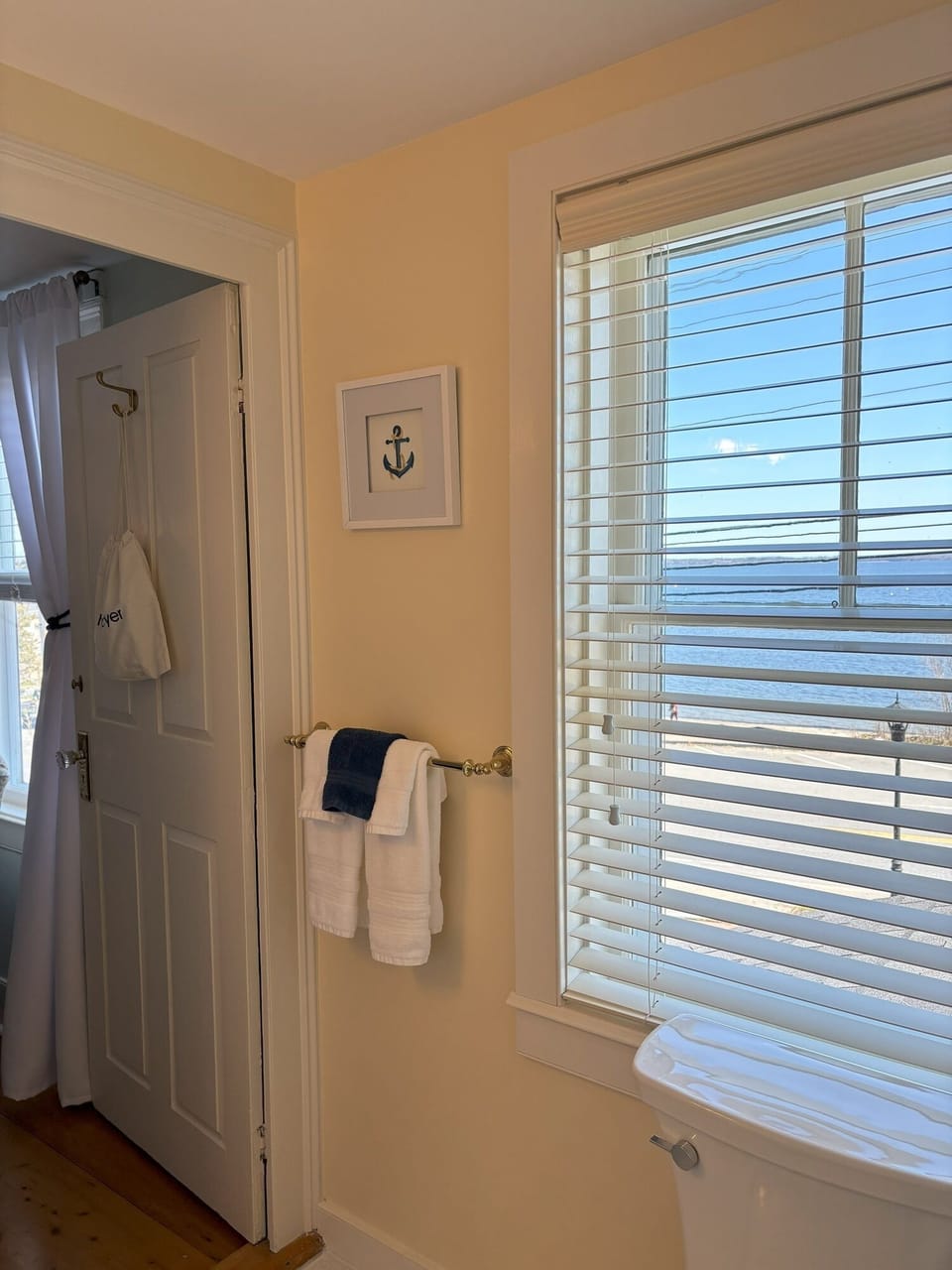 Room, 1 King Bed, Bay View (Harbormaster's Quarters) | Bathroom | Free toiletries, hair dryer, bathrobes, towels