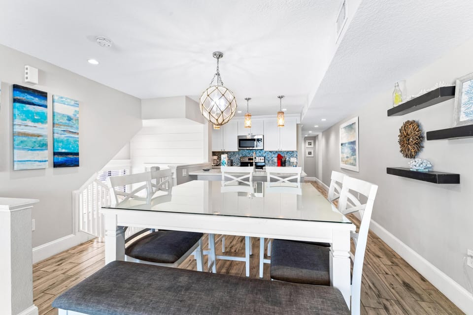 Townhome, Multiple Beds, Ocean View (Fanta-Sea 49) | Dining