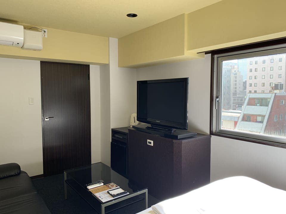 Deluxe Room, Non Smoking | Blackout drapes, free WiFi, bed sheets