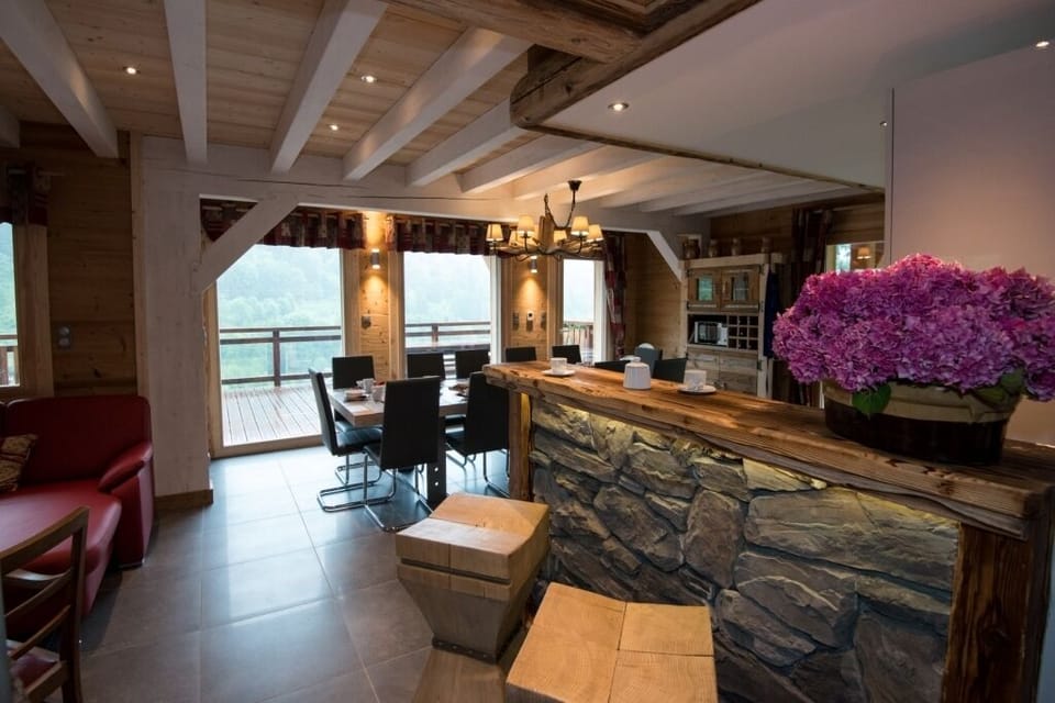 Main room bar - ground floor