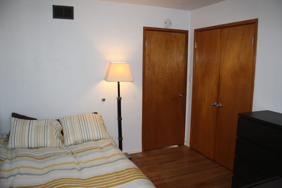 3rd Bedroom w/Full Bed
