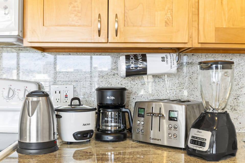 Fully Stocked Kitchen