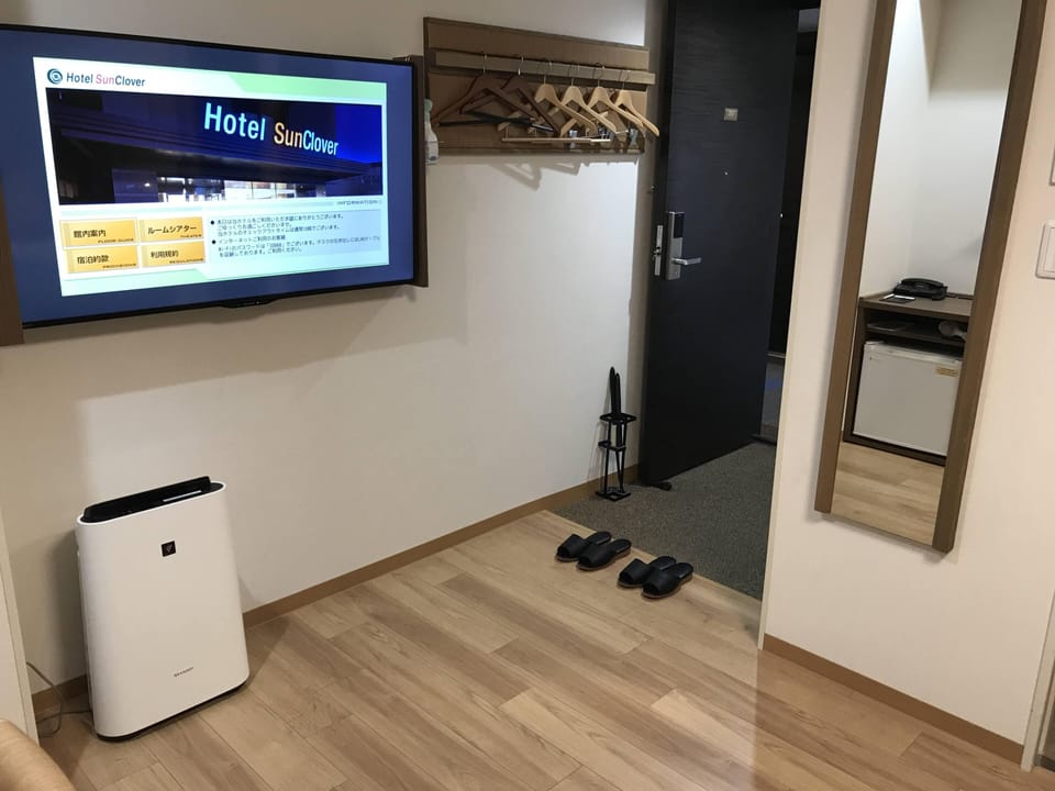 Room | Room amenity