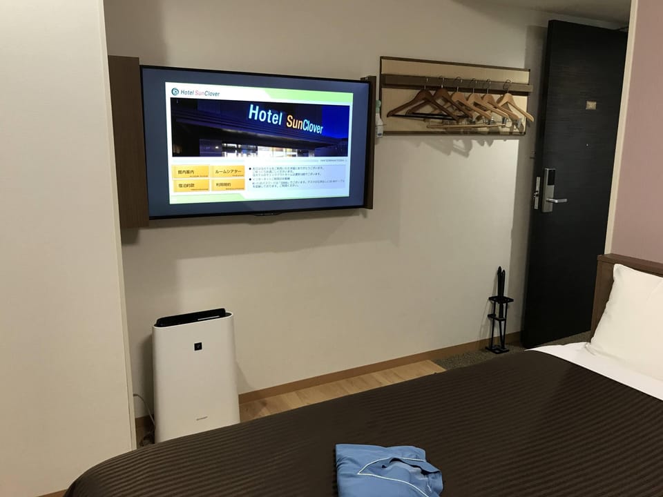 Twin Room | Room amenity
