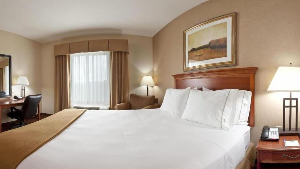 In-room safe, desk, blackout drapes, iron/ironing board