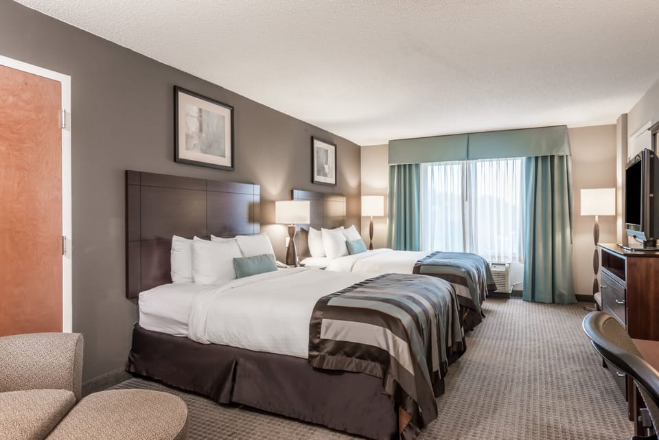 In-room safe, desk, laptop workspace, blackout drapes