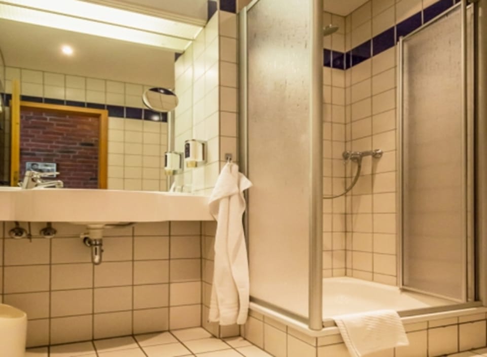 Free toiletries, hair dryer, towels, soap