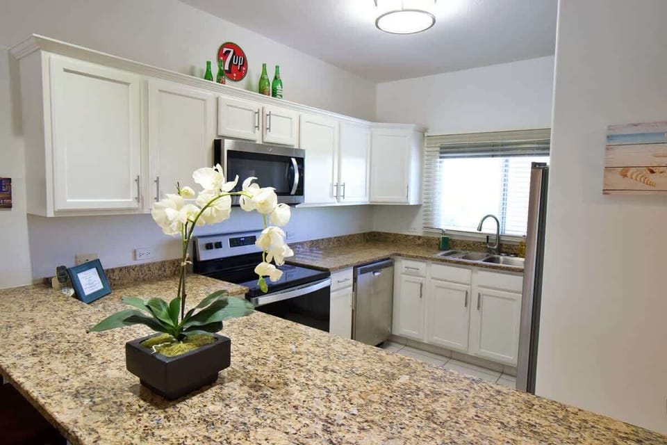 7 Up Condo Kitchen