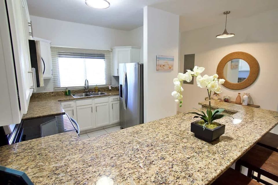 7 Up Condo Kitchen