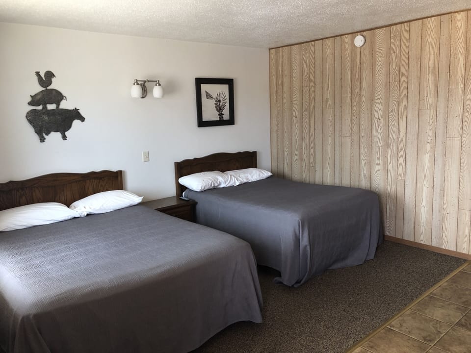 Double Room, 2 story building | Desk, WiFi (free), bed sheets