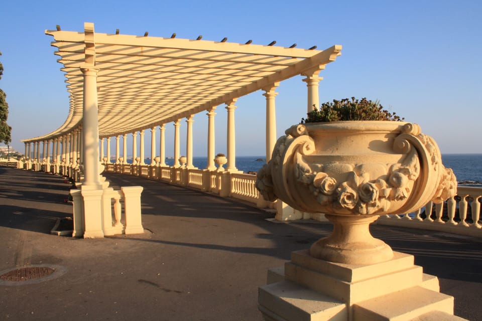 The iconic "Pergola da Foz", which was built in the 1930s