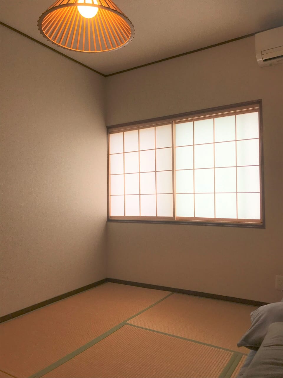Kanazawa Castle for 3 person (Shared Bathroom) | In-room safe, iron/ironing board, free WiFi, bed sheets