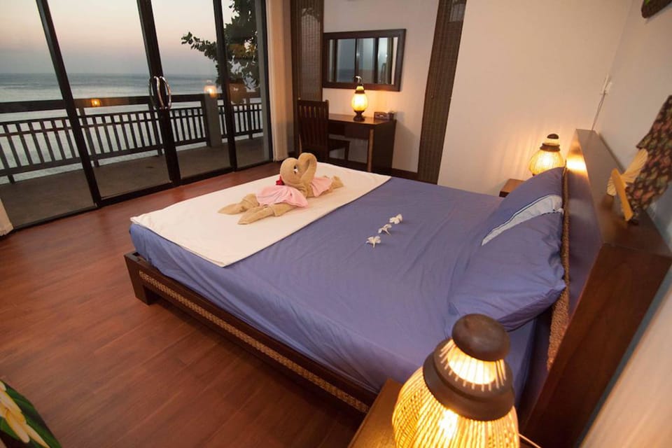 2-Bedroom Villa with Shared Pool | 2 bedrooms, in-room safe, desk, blackout drapes