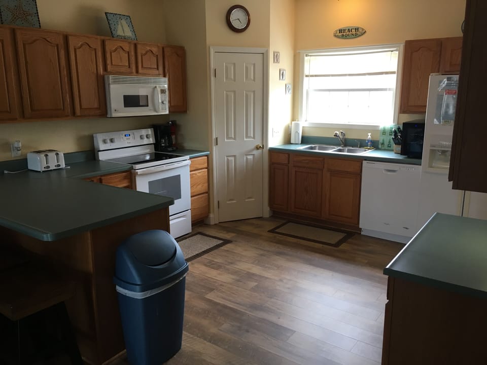 Fully stocked kitchen 