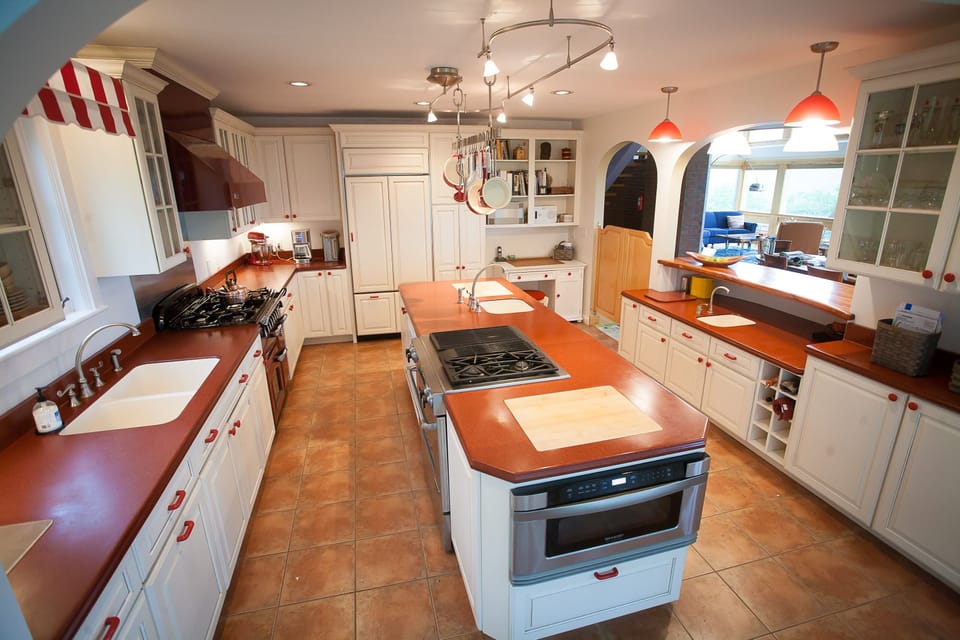 Open spacious kitchen so the whole family can help cook.