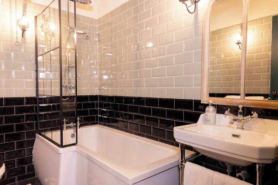 Superior Double Room | Bathroom | Bathrobes