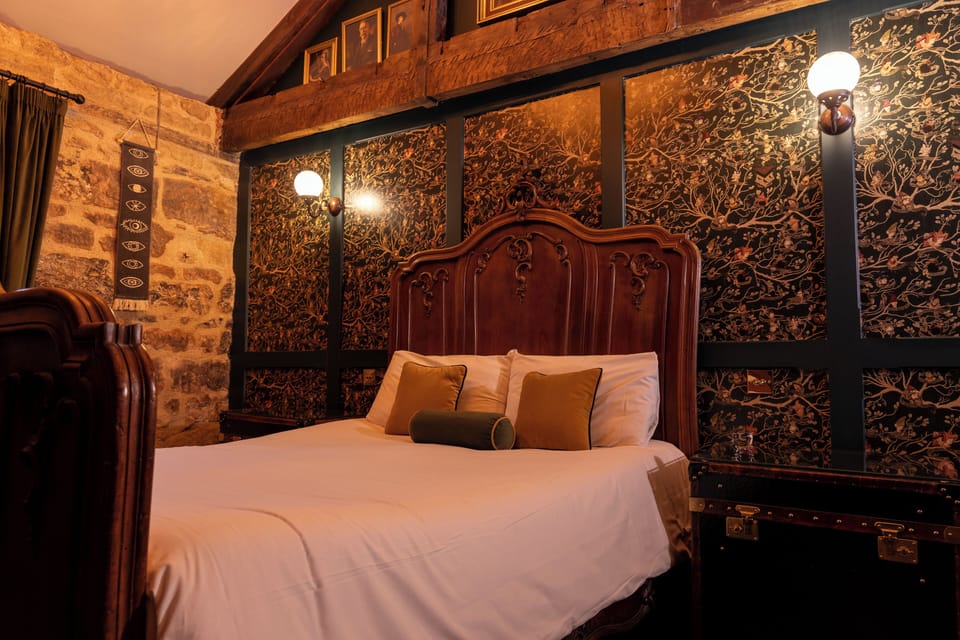 Superior Double Room | Iron/ironing board, free WiFi, bed sheets