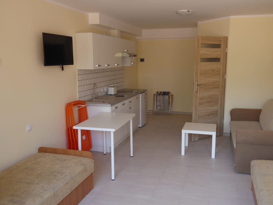 Economy Studio | Living area | LCD TV