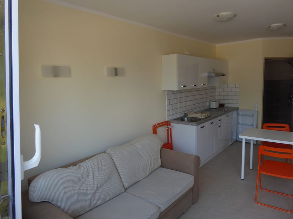 Economy Studio | Living area | LCD TV