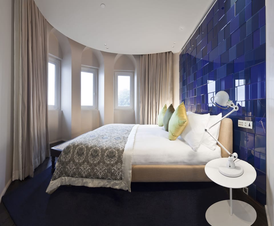 Grande Luxury Suite 1 Bedroom Sea View King Bed | Premium bedding, minibar, in-room safe, individually decorated