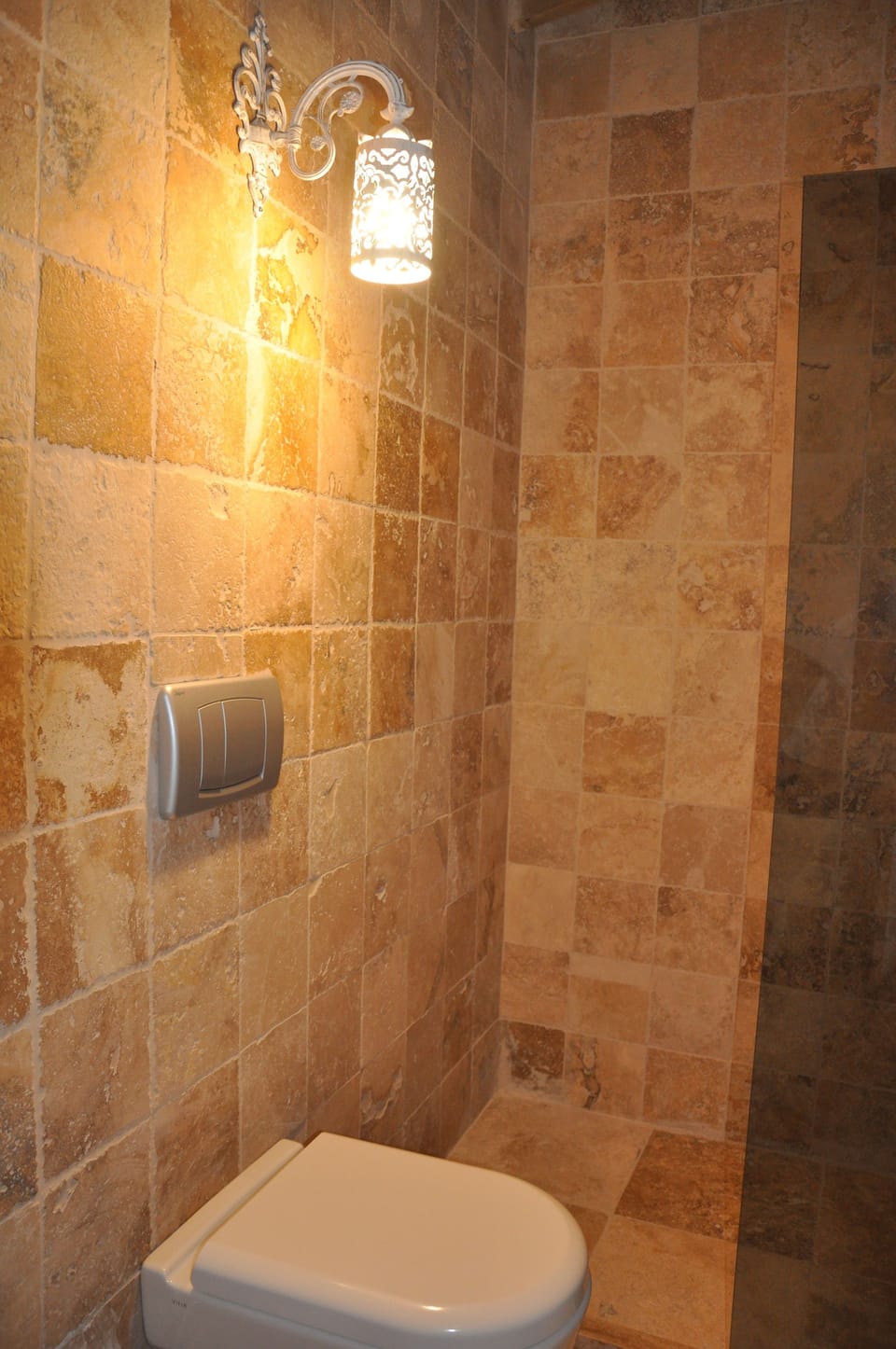 Deluxe Double Room, Balcony, Sea View | Bathroom | Shower, free toiletries, hair dryer, slippers
