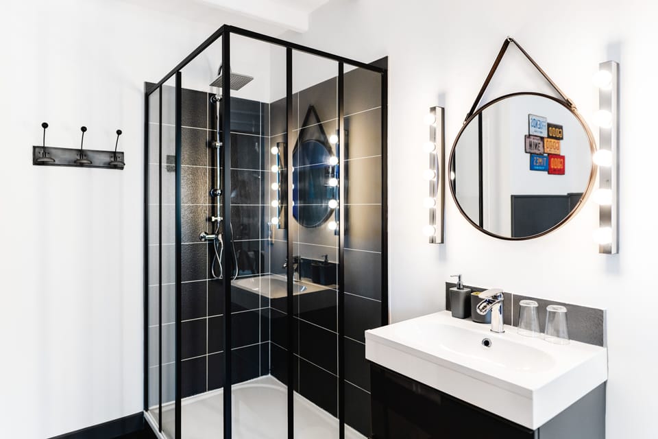 Deluxe Double Room, Garden View (Factory - 2ème étage) | Bathroom