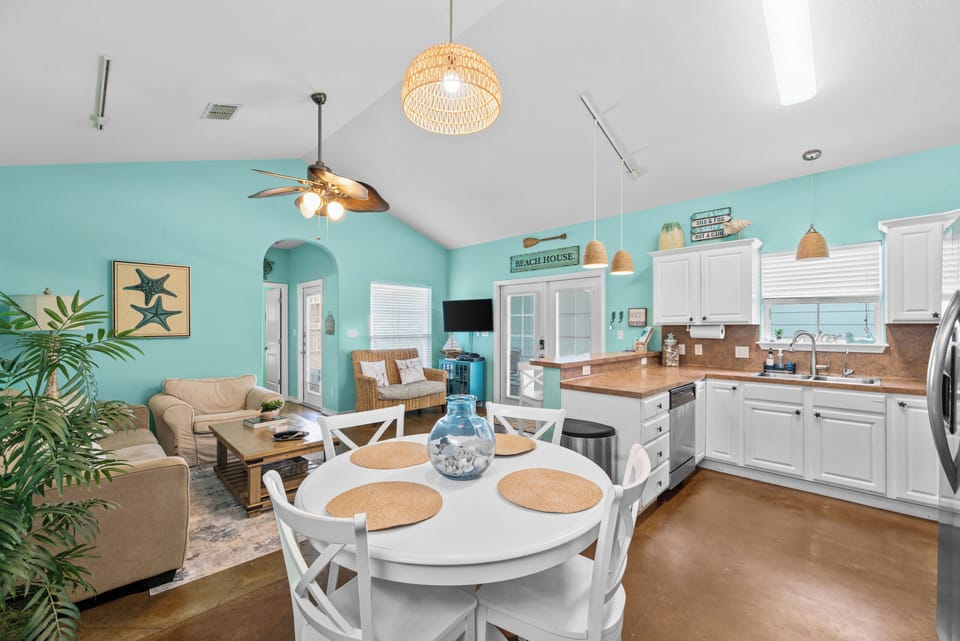 Open floor plan with plenty of room for families.