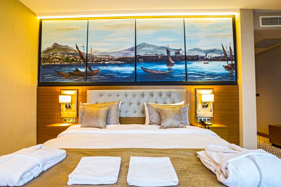 Premium bedding, minibar, in-room safe, desk