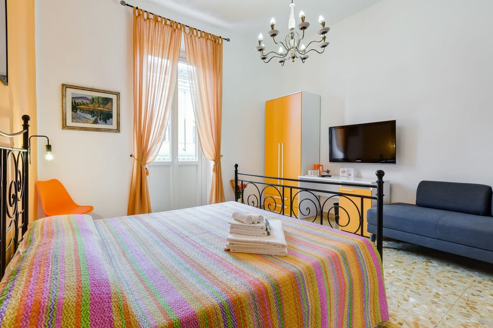 Comfort Triple Room, City View | Premium bedding, in-room safe, desk, soundproofing