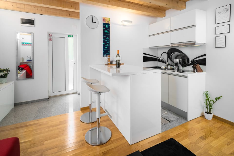 Kitchen, small but full equipped ...