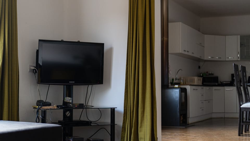 cable tv and dvd
