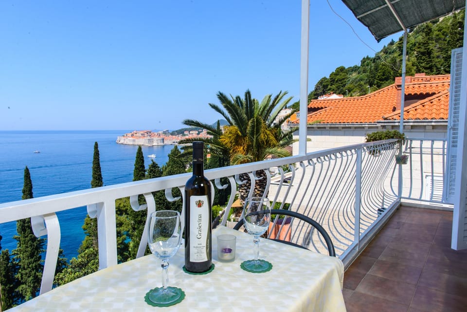 balcony panorama