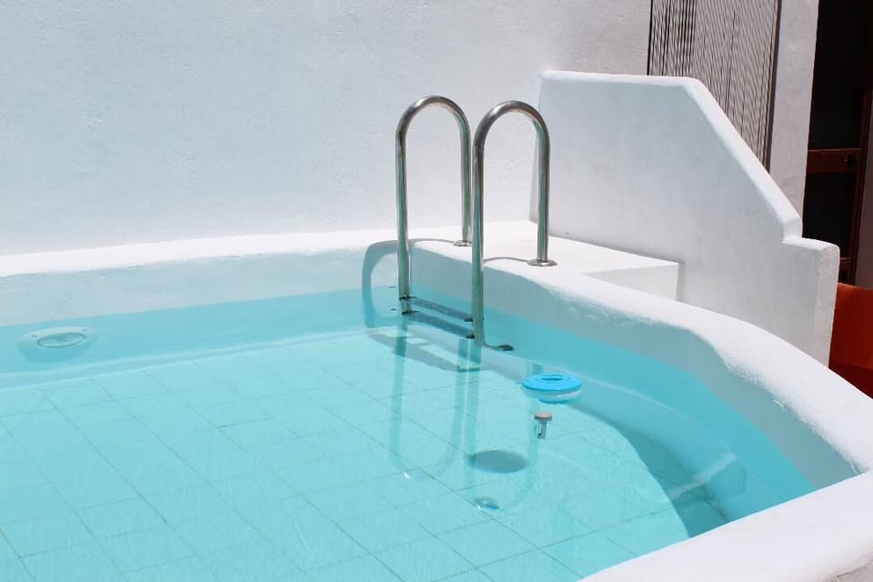 Onsite communal plunge pool open May to October