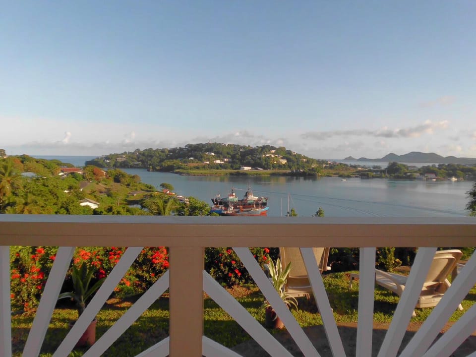 L'IXORA Balcony View