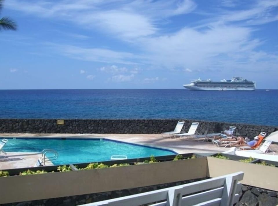 Take a dip by the pool or the ocean???  Free Wi-Fi throughout the complex.