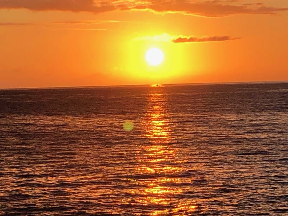 Another Amazing Hawaiian Sunset over the Pacific Ocean right from condo's Lanai