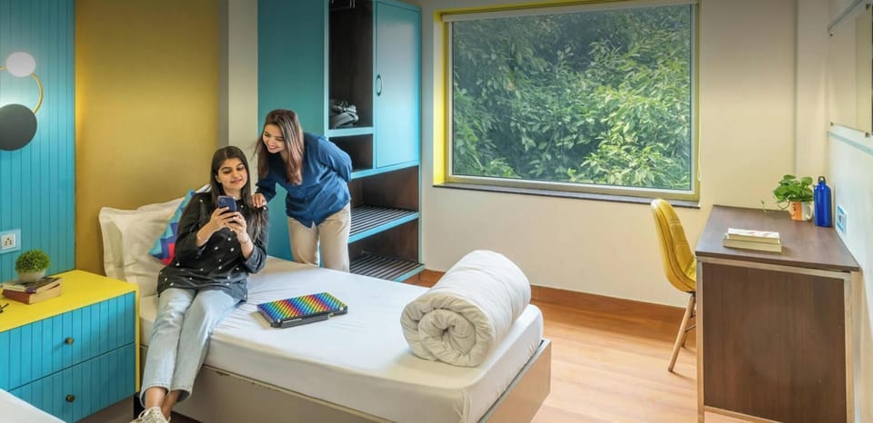 Individually furnished, free WiFi, bed sheets