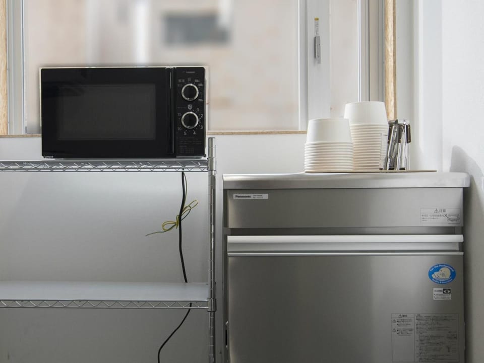Fridge, electric kettle