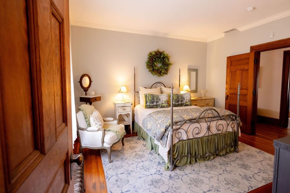 Standard Double Room, Ensuite (Garden Room)