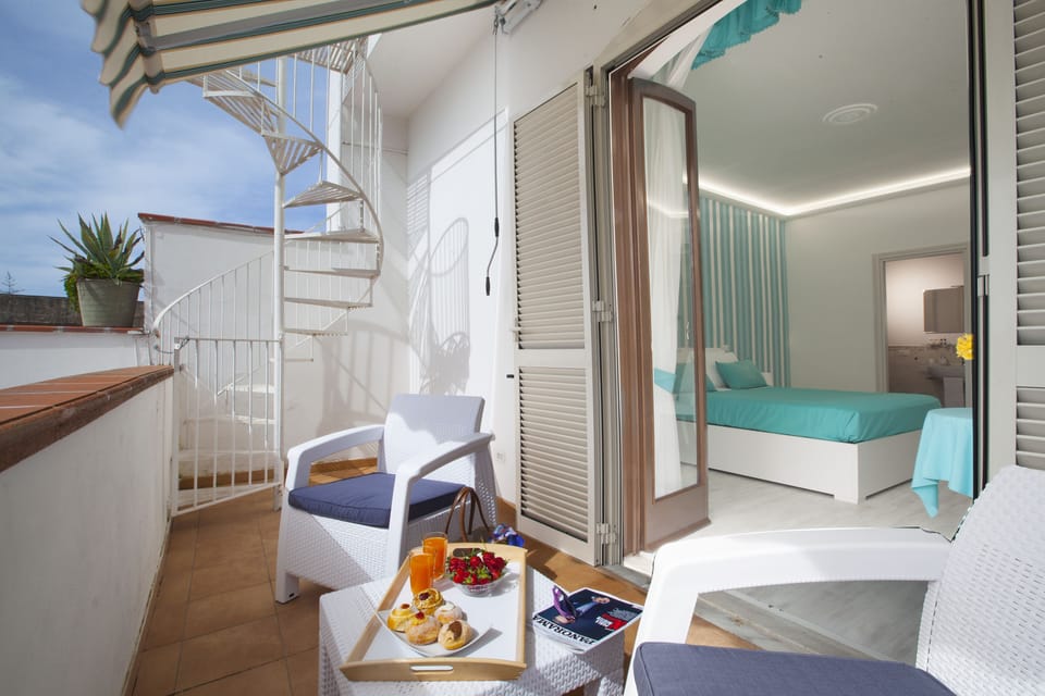 Deluxe Double or Twin Room | Premium bedding, down comforters, memory foam beds, minibar